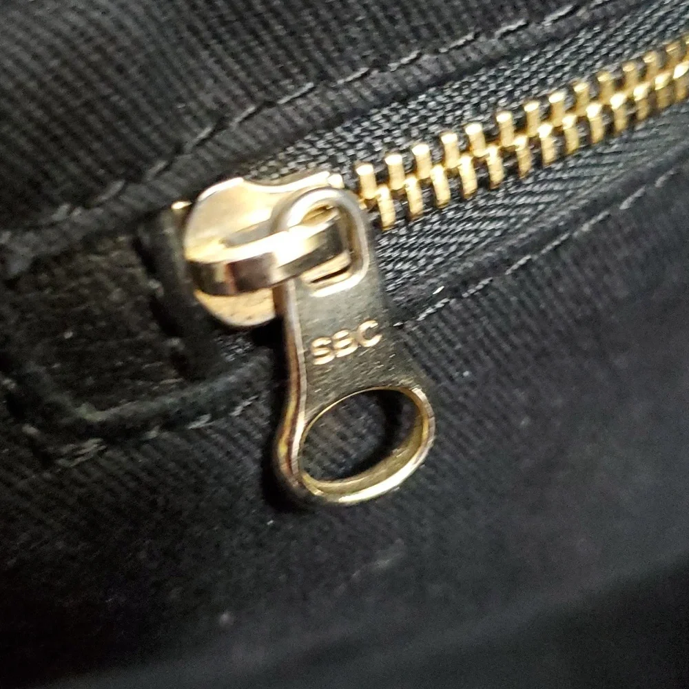 See By Chloé | Black Leather Shoulder Bag - Picture 9 of 12